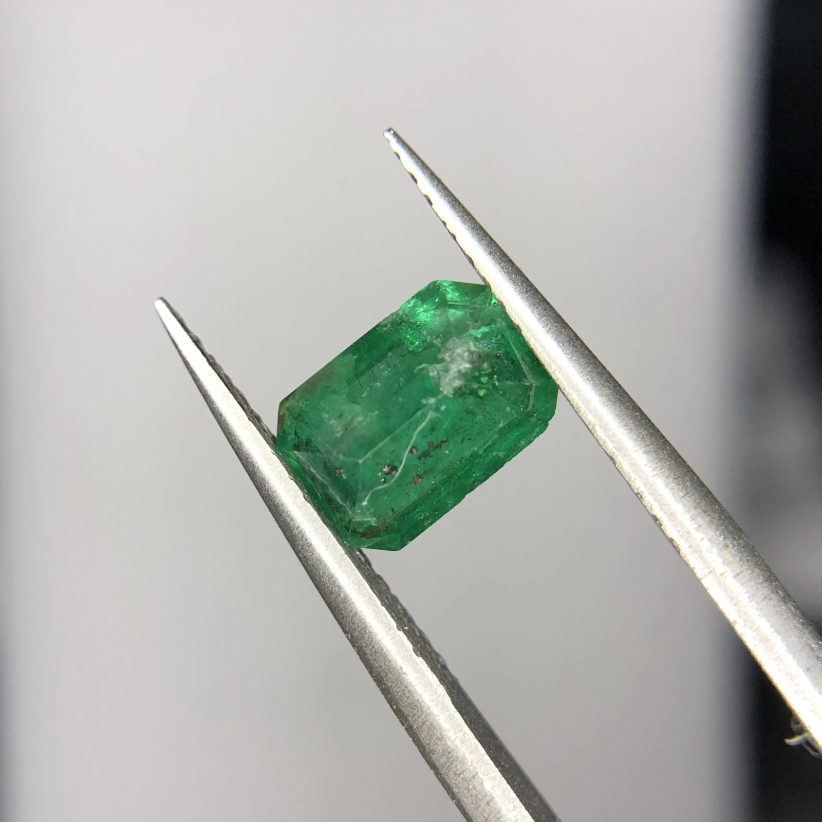 1.15 ct. Natural Emerald loose gemstone octagon shape — view 11