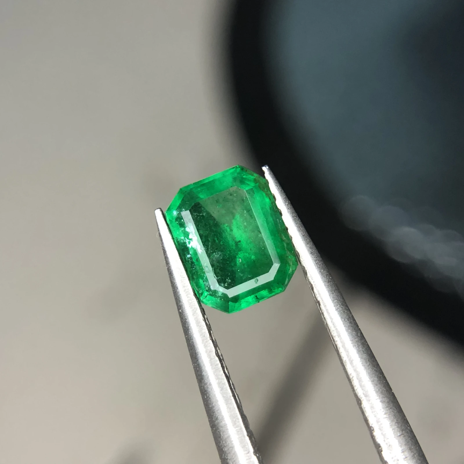 0.80ct Natural Emerald loose gemstone Octagon cut — view 6