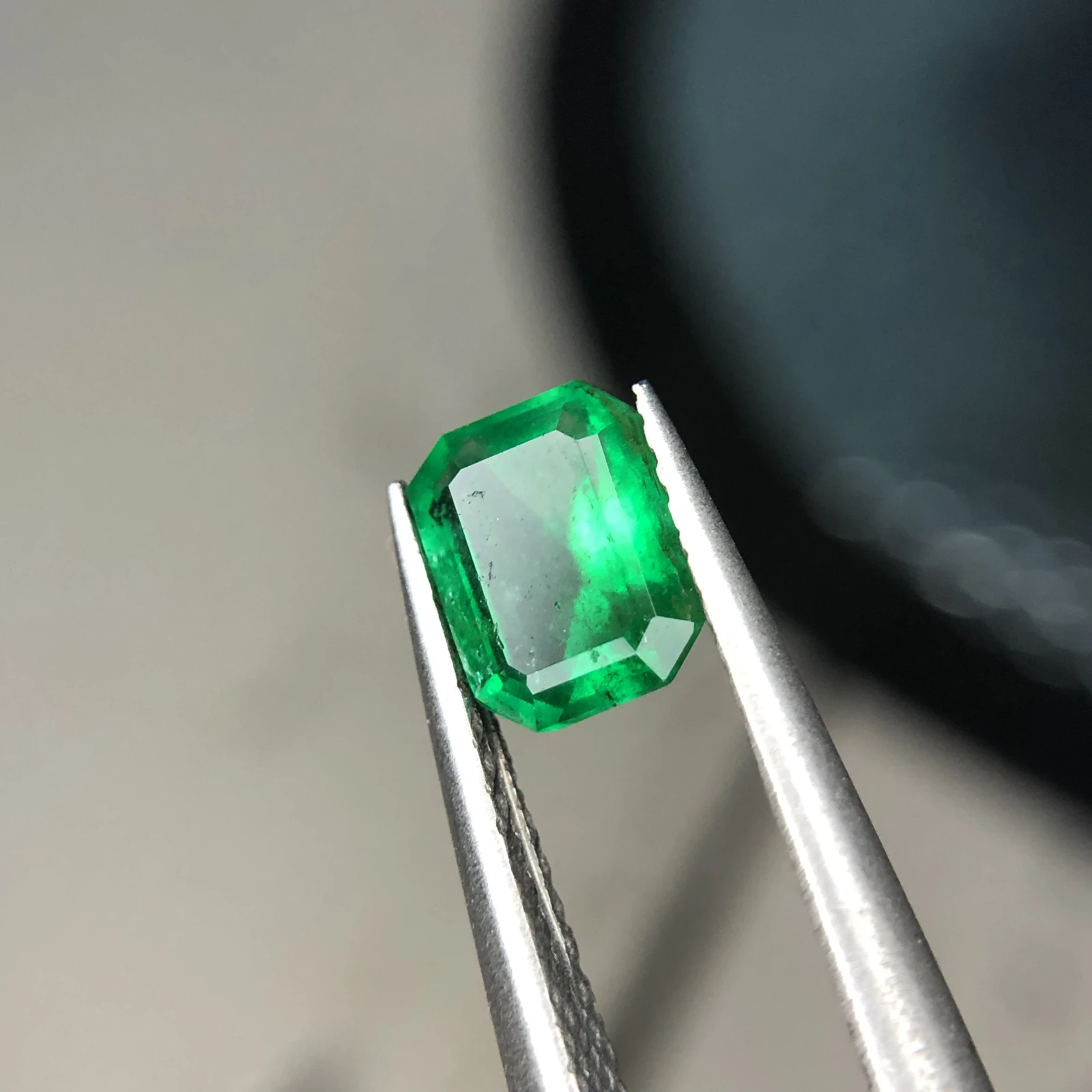0.80ct Natural Emerald loose gemstone Octagon cut — view 8