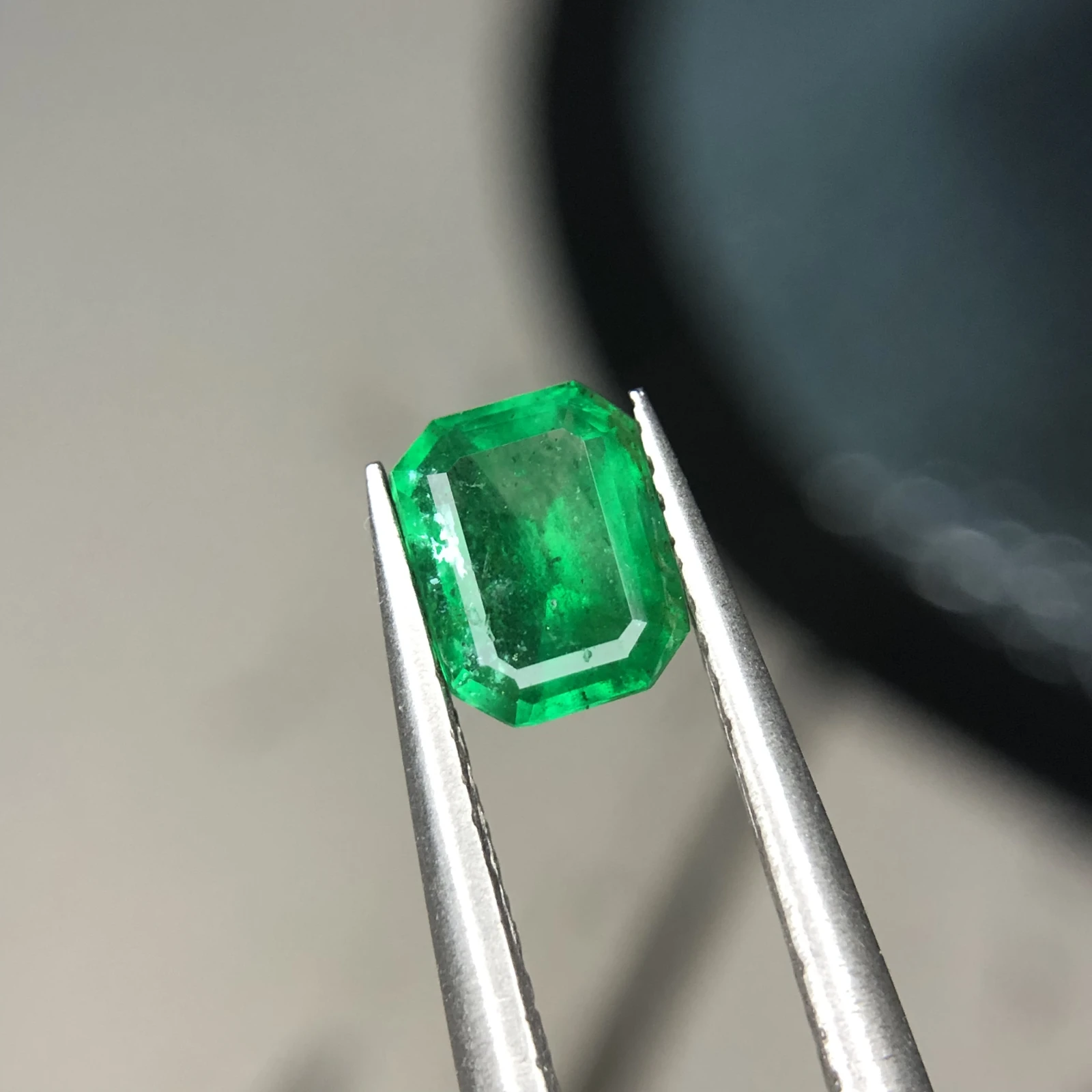 0.80ct Natural Emerald loose gemstone Octagon cut — view 1