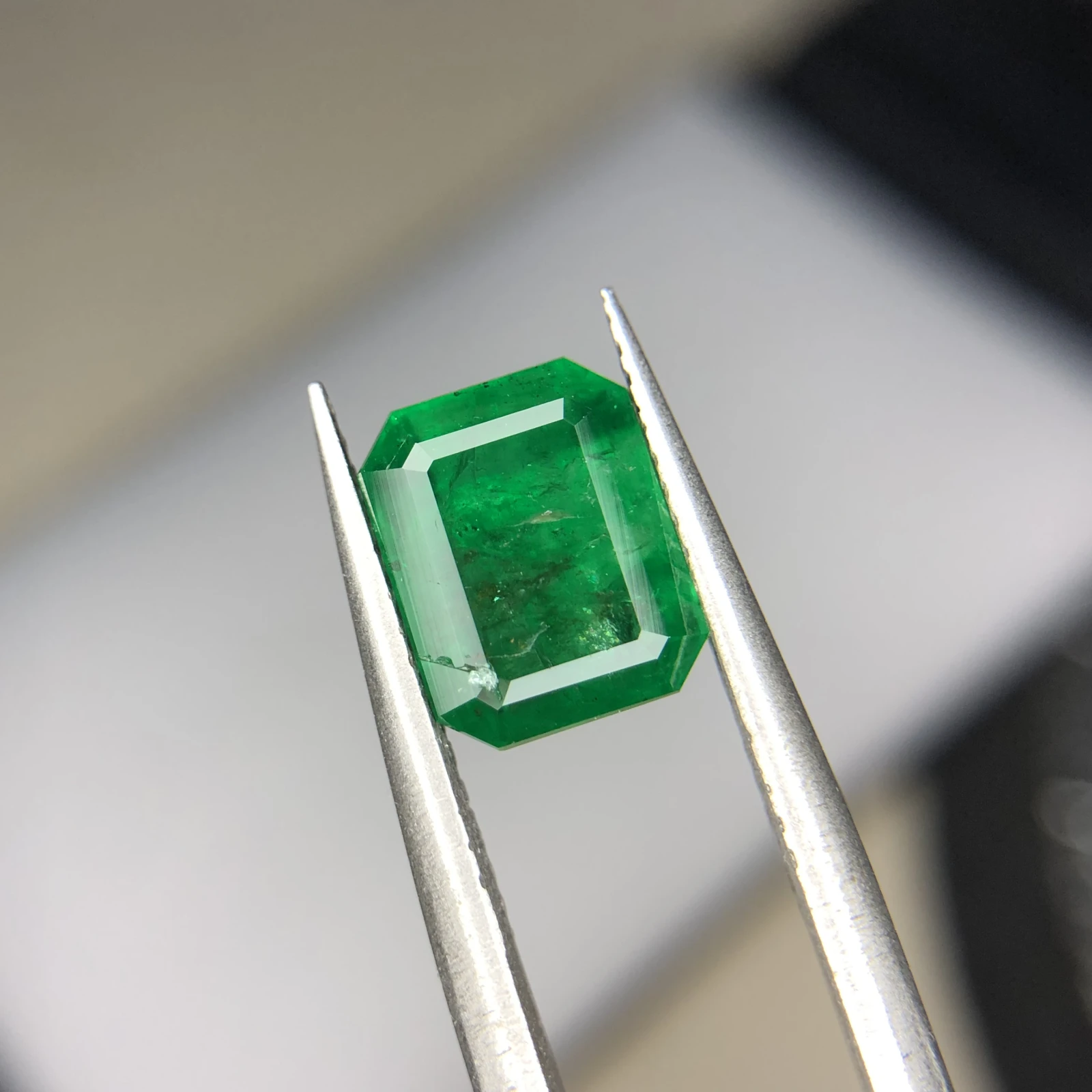 2.40 ct. Natural Emerald loose gemstone octagon cut from swat — view 2