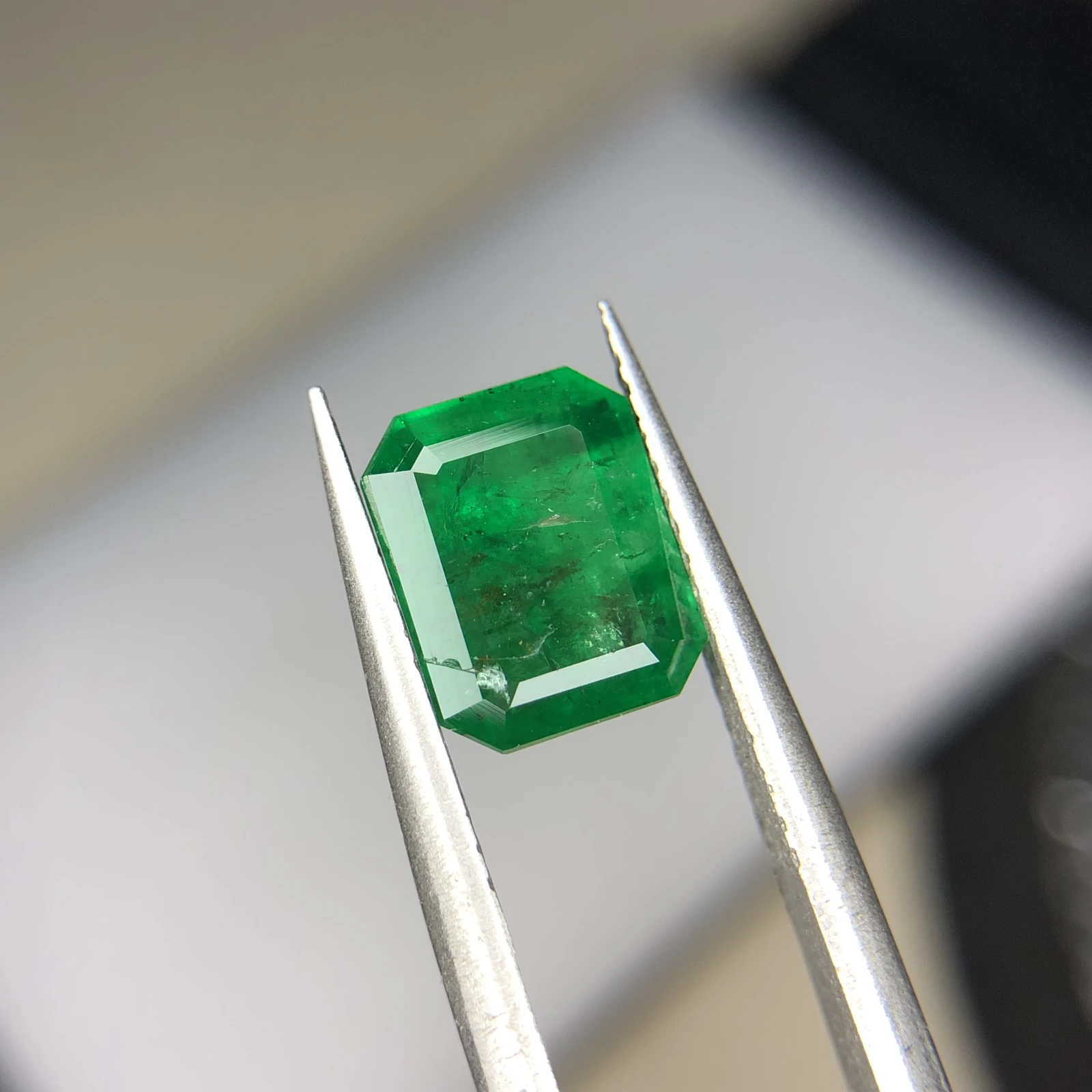 2.40 ct. Natural Emerald loose gemstone octagon cut from swat — view 3