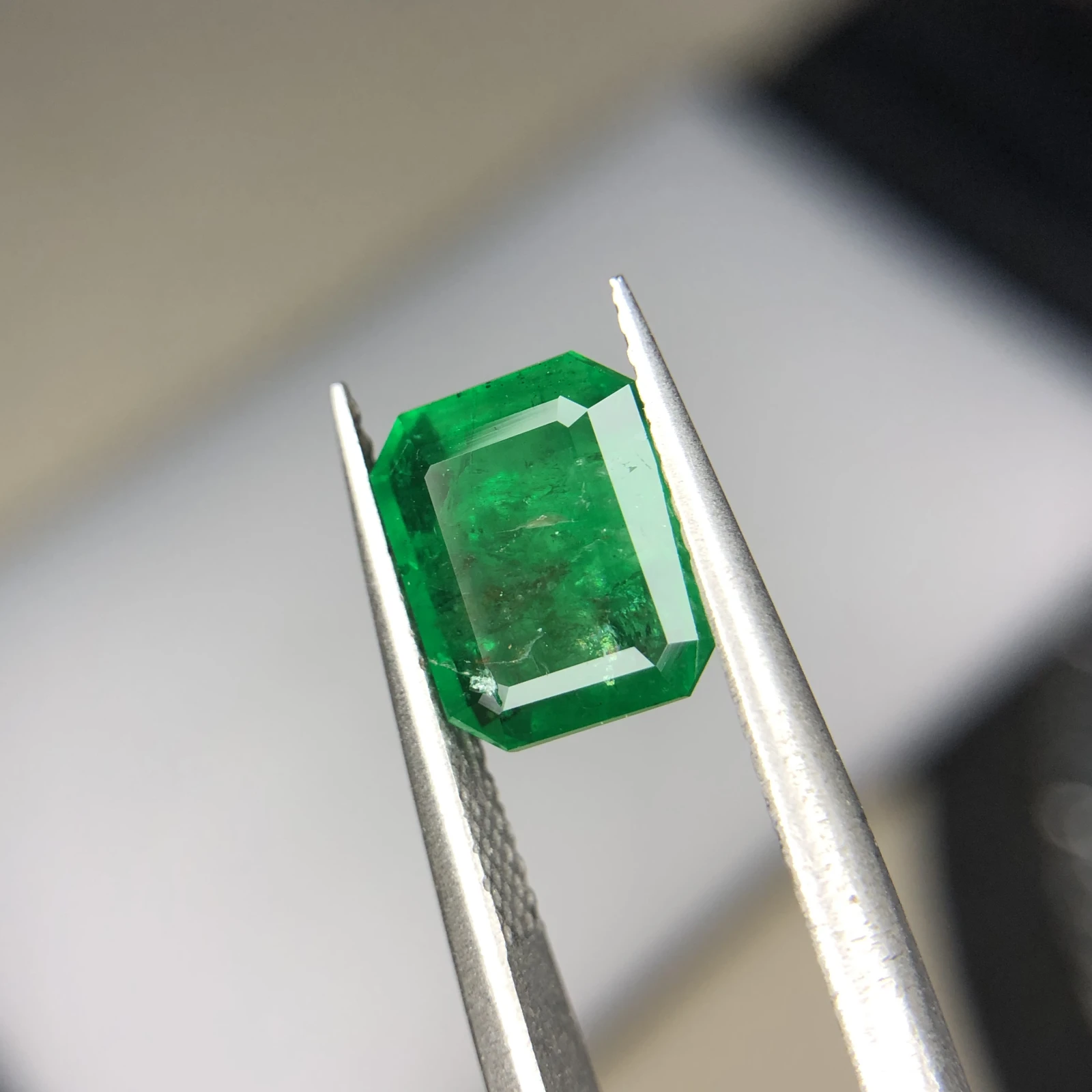 2.40 ct. Natural Emerald loose gemstone octagon cut from swat — view 7