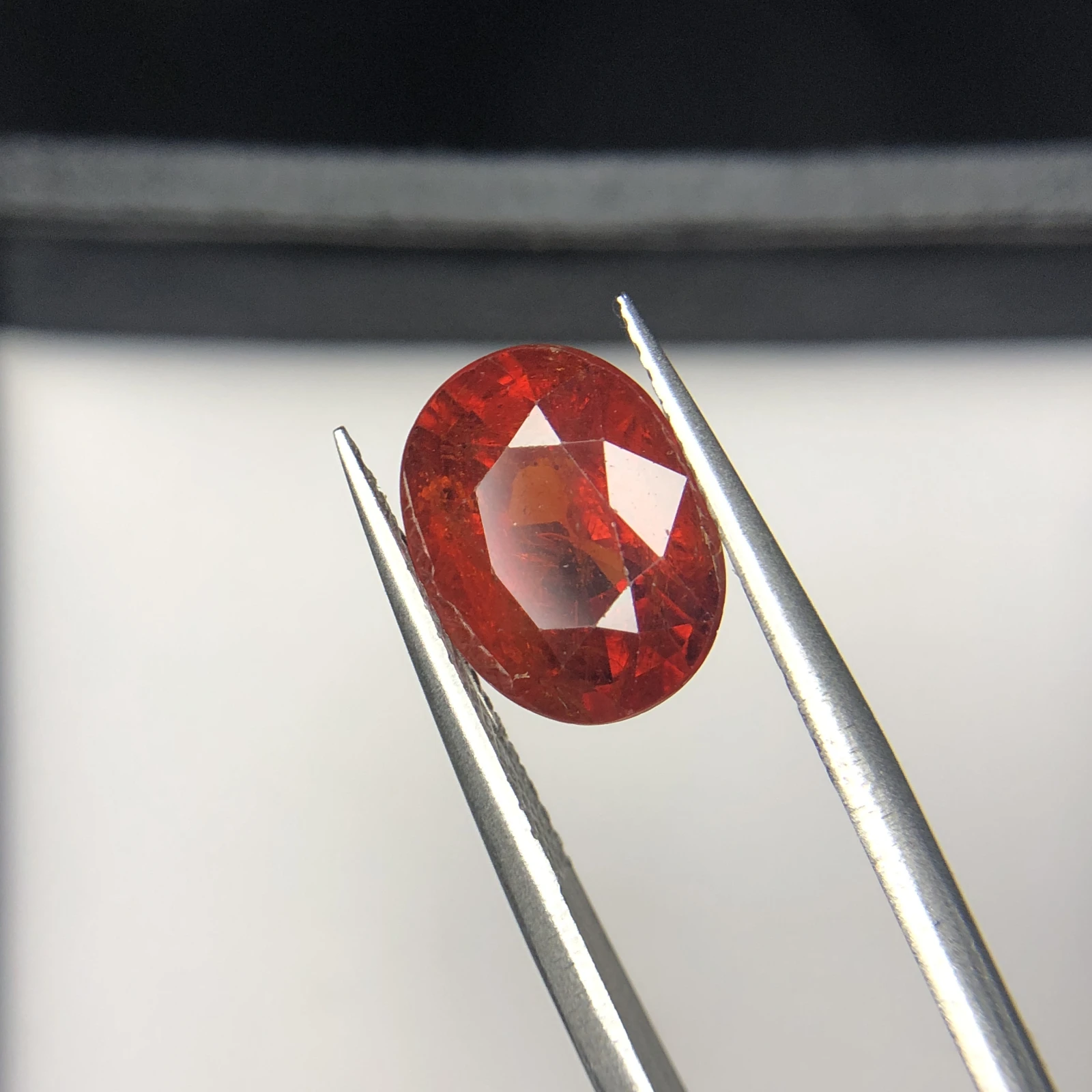 5.50 ct Natural Spessatine garnet loose gemstone oval shape — view 6