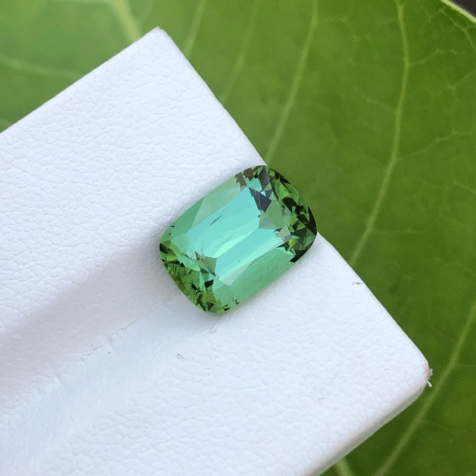 4.50ct Natural Tourmaline loose Gemstone cushion shape Greenish Blue — view 3