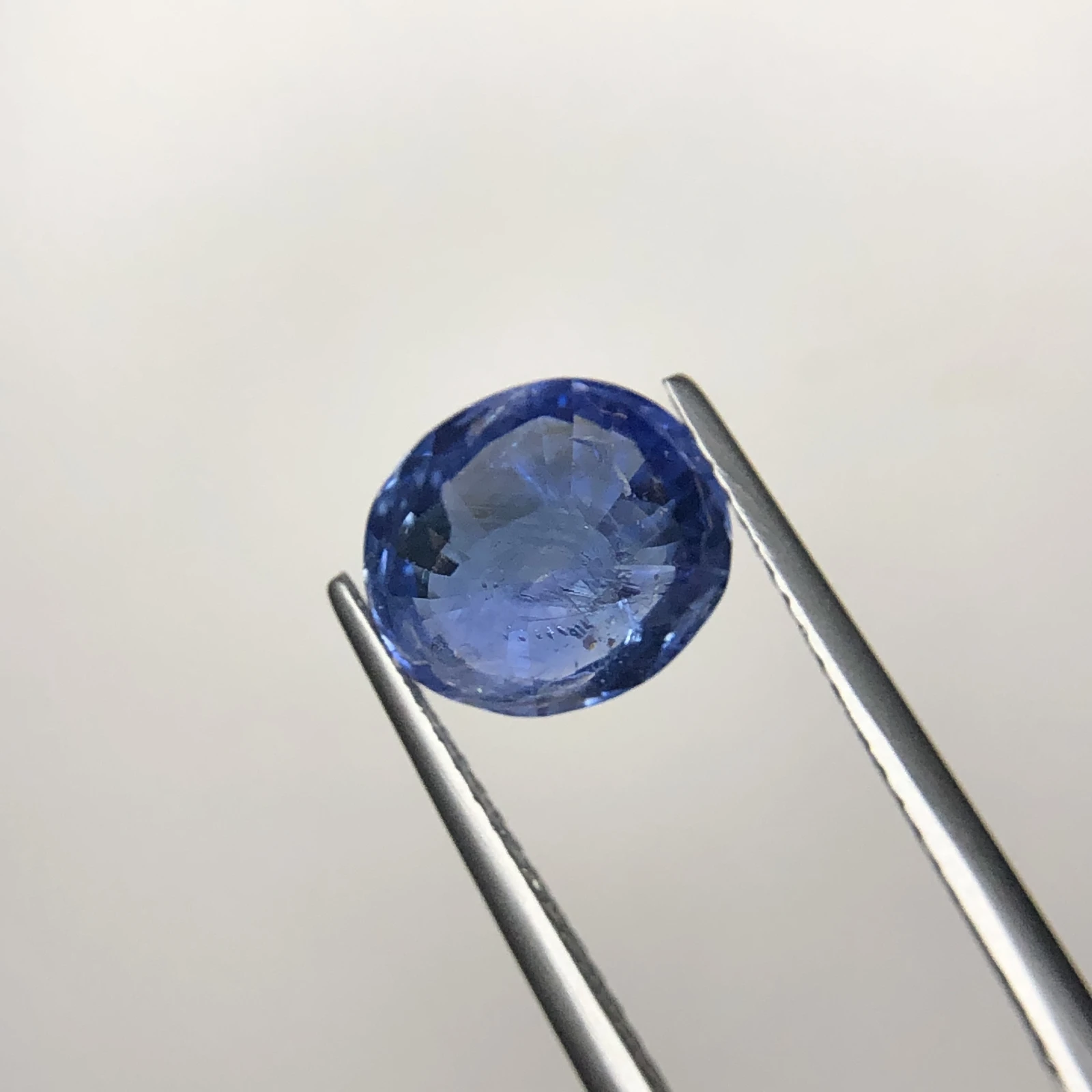 CGTL Certified 4.15 CT Natural Untreated Blue Sapphire Oval Shape Loose Gemstone from Sri Lanka — view 7