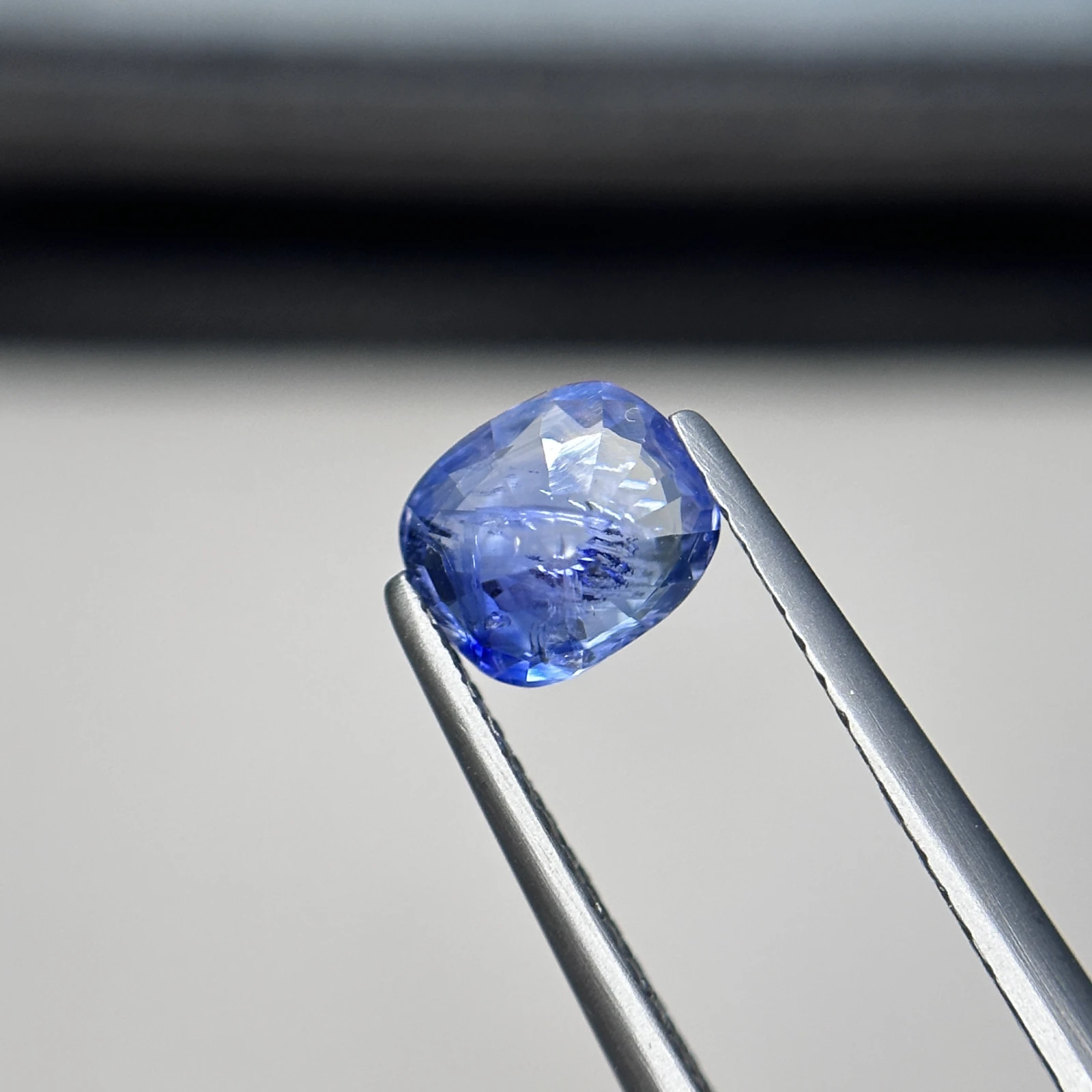 GGI Certified 1.08 CT Natural Blue Sapphire Cushion Shape Loose Gemstone from Sri Lanka — view 7