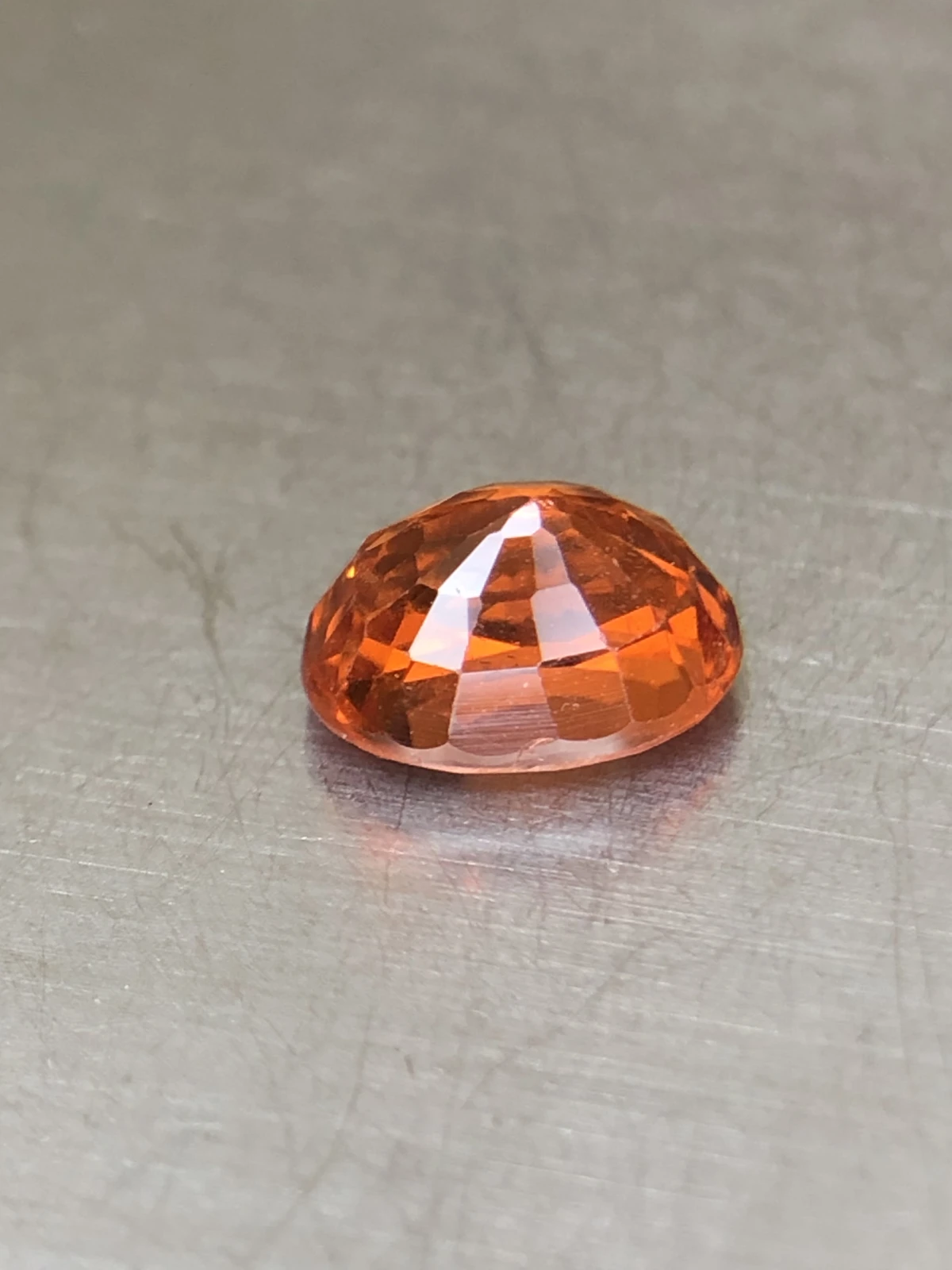 Mandarin Garnet 2.2 ct from Tanzania — view 4