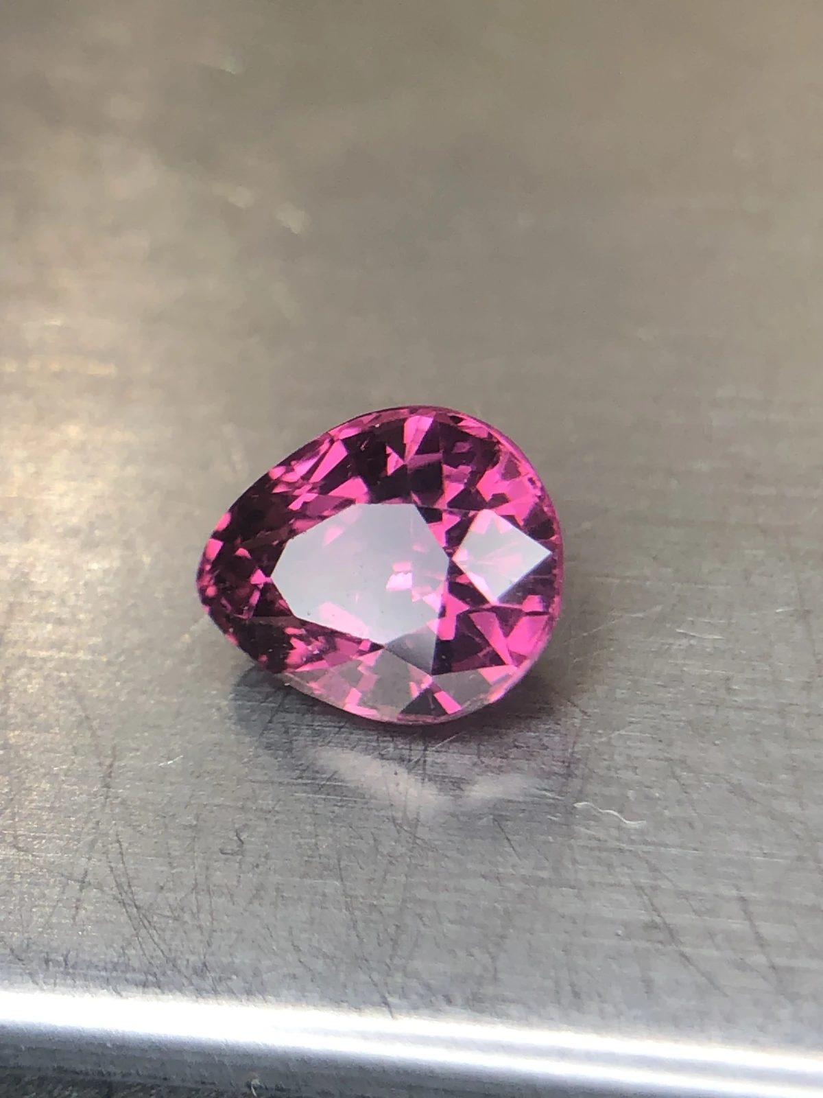 Malaya Garnet 1.8 carats in Pear Shape from Madagascar — view 2