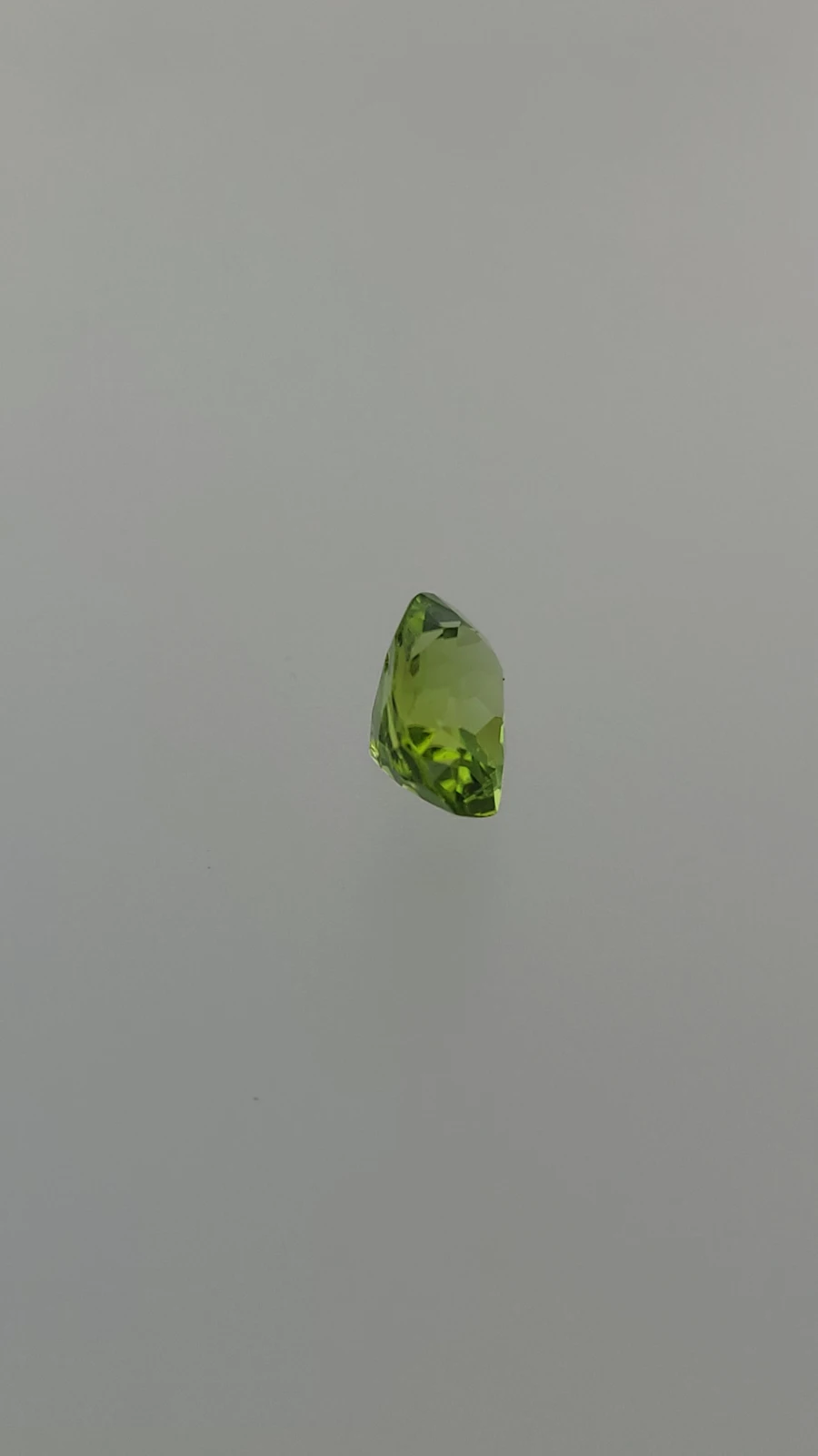 Peridot 2.7ct. in Fancy Cushion Cut from Pakistan — view 2