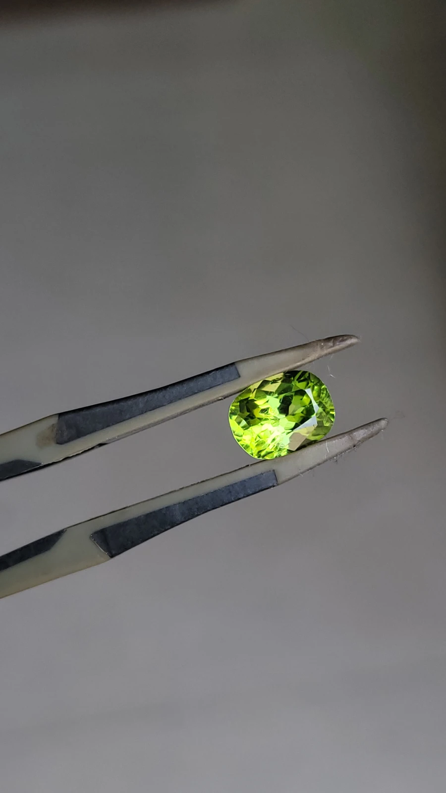 Peridot 2.7ct. in Fancy Cushion Cut from Pakistan — view 1