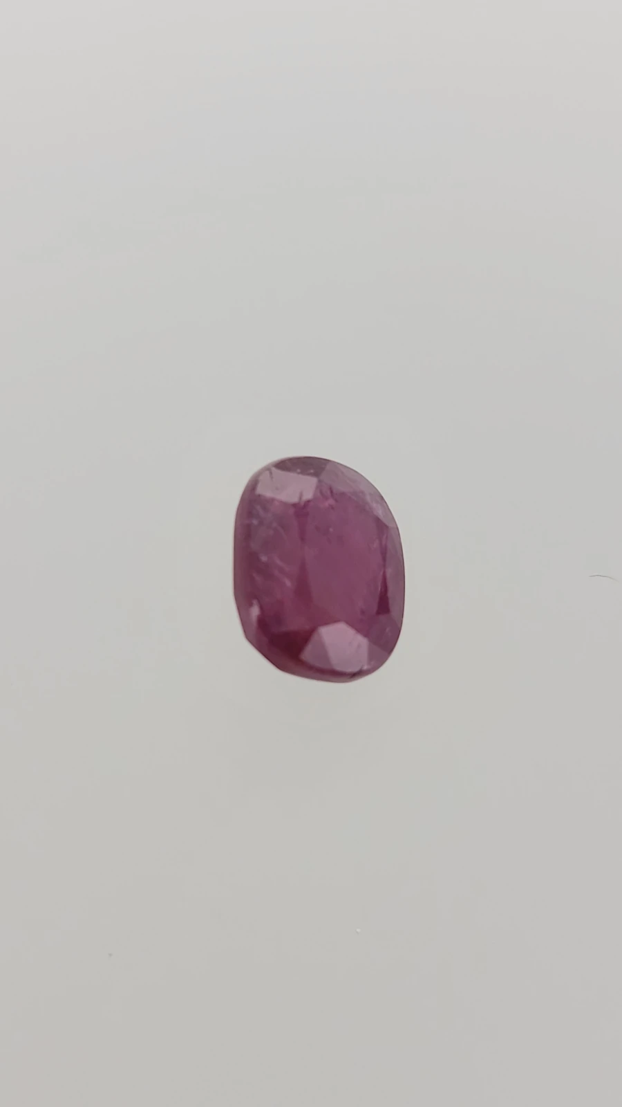 Natural Ruby 3.7ct in Oval Cut from Africa — view 2