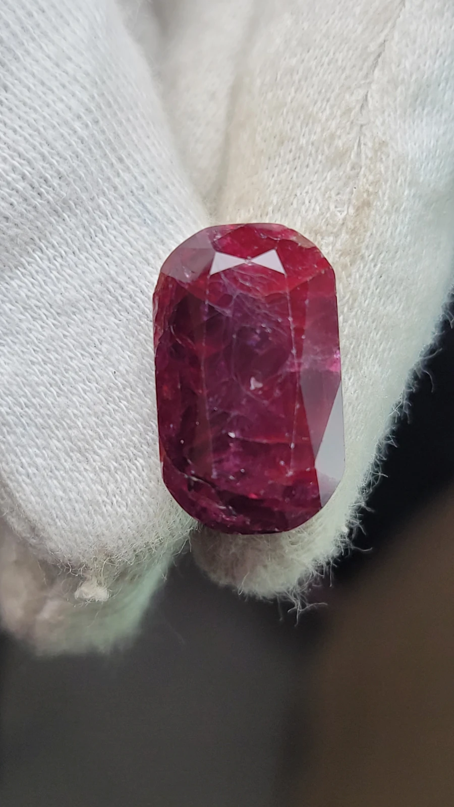 Natural Ruby 29.9ct in Oval Cut from Africa — view 1