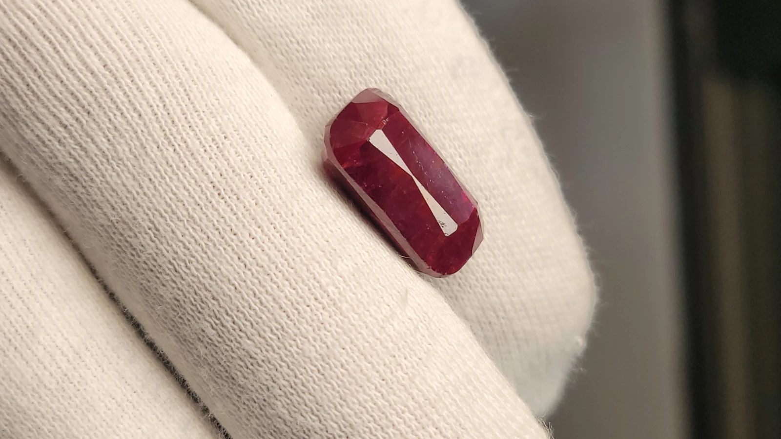 Natural Ruby 20.45ct from Africa — view 4