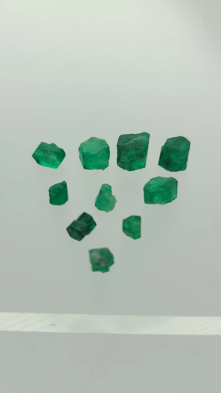 10.75ct Emerald Rough Lot 10 pieces — view 2