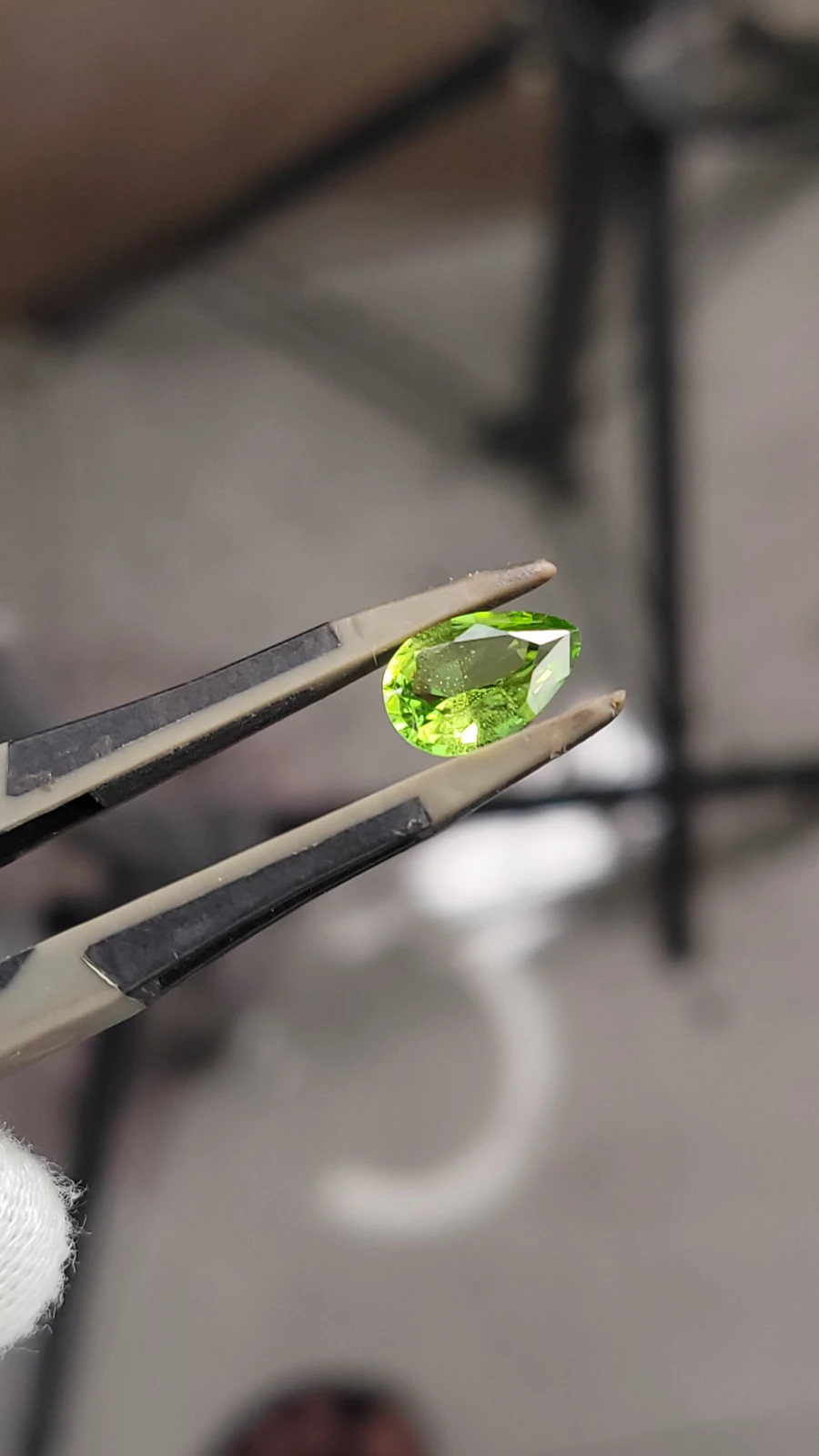 1.8ct Peridot Pear cut From Pakistan — view 1