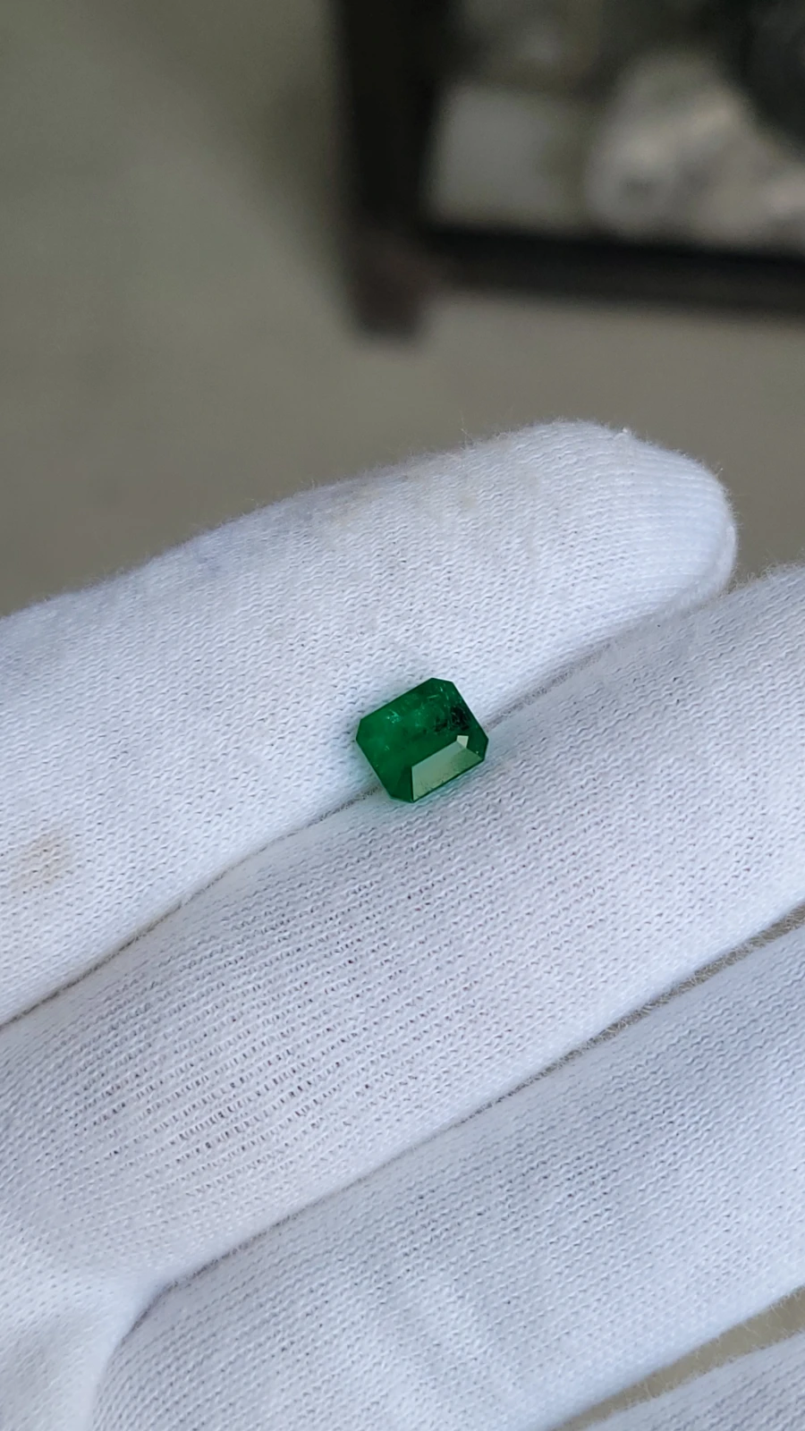 2.35ct Emerald Emerald Cut From Pakistan — view 1
