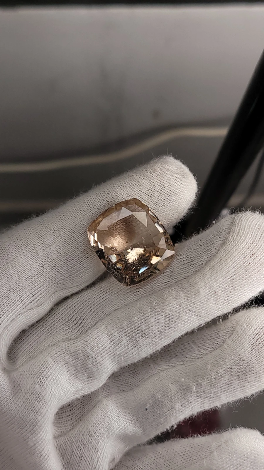 36.05ct Topaz cushion cut From Pakistan — view 1
