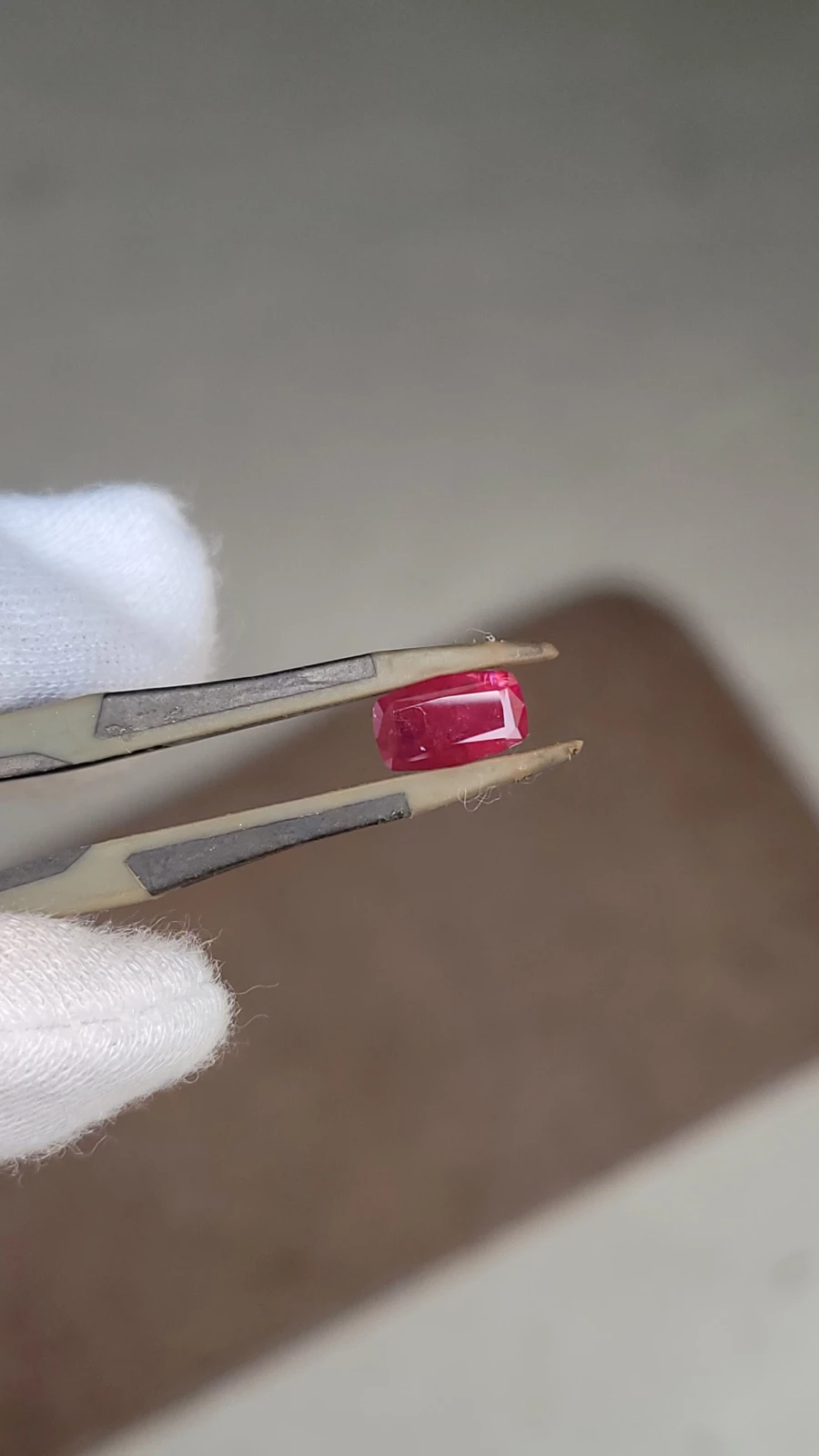 2.35 carats Ruby Cushion cut From Madagascar — view 2