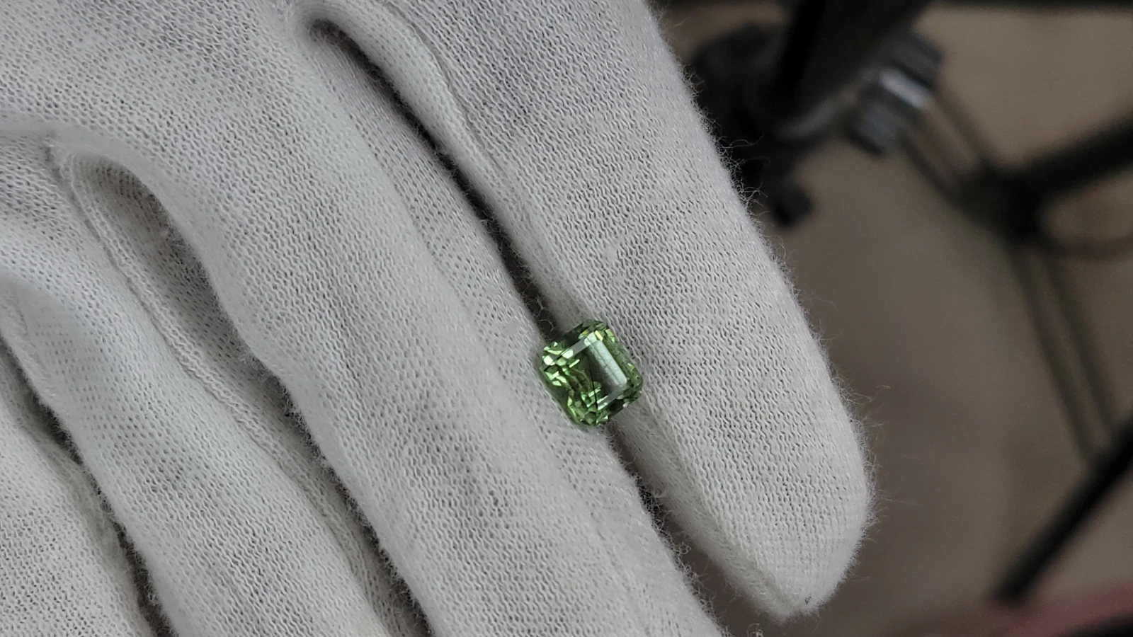 2.85 carats Peridot Emerald Cut From Pakistan — view 1