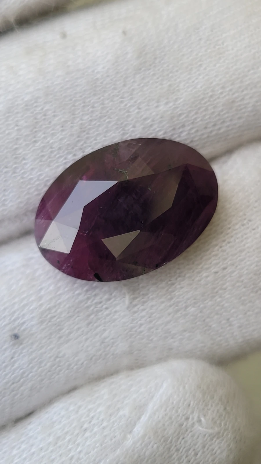 20.00 carats Kashmir sapphire oval cut From Pakistan — view 5