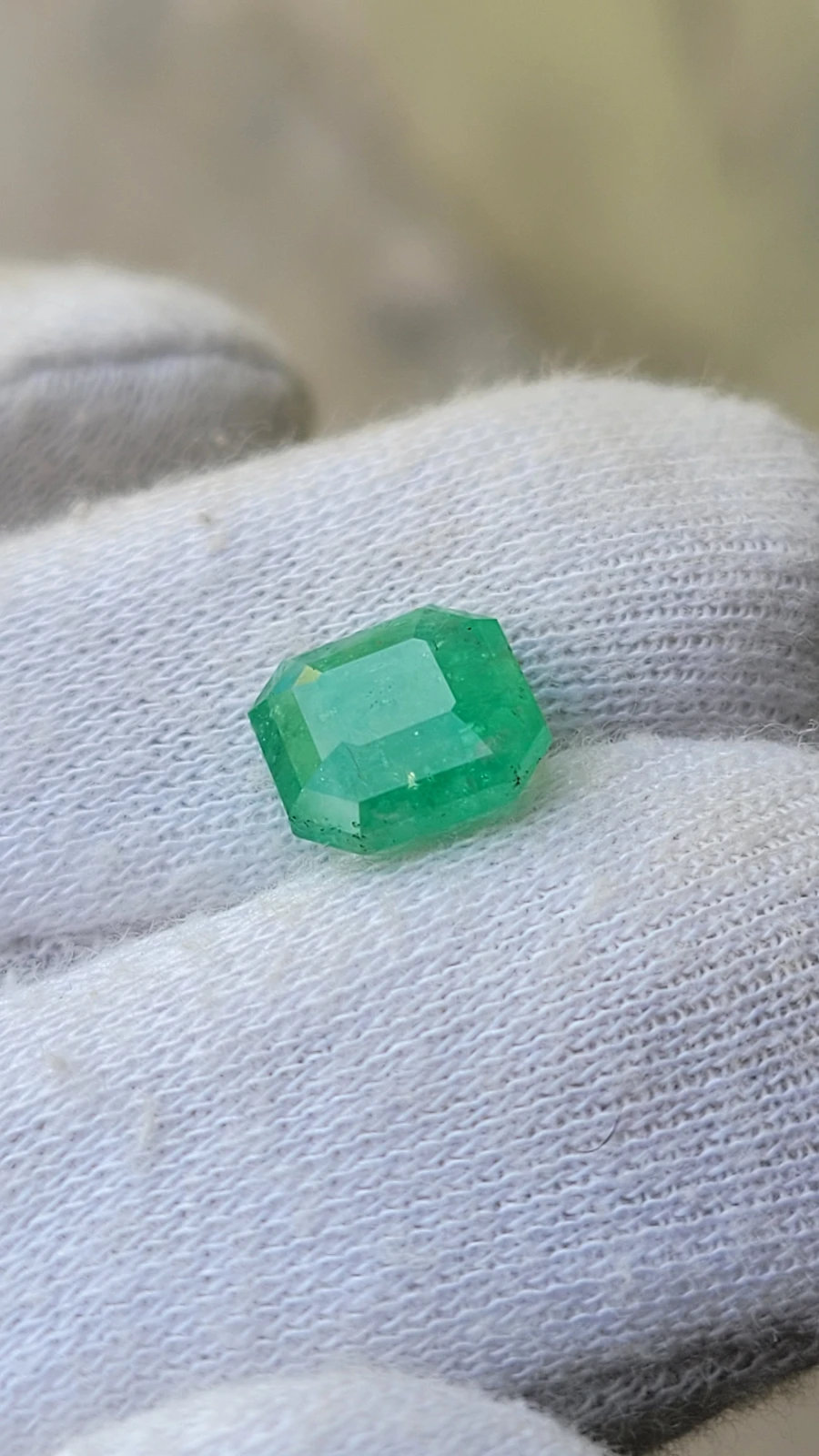 3.35 carats Emerald Emerald cut From Pakistan — view 7