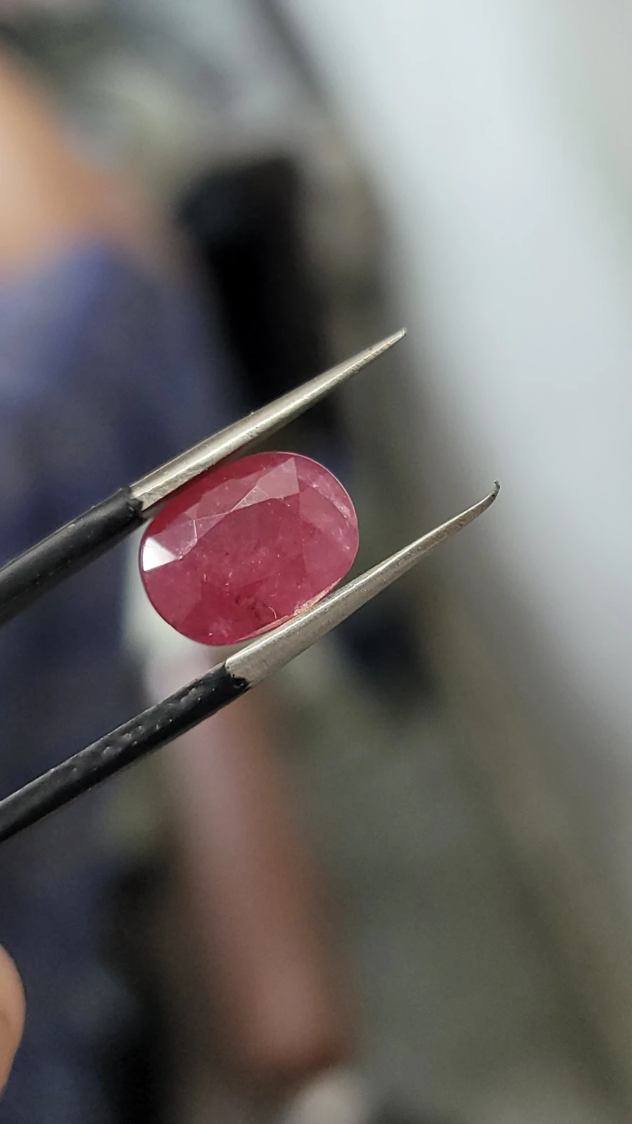 2.75 carats Ruby oval cut From Madagascar — view 3