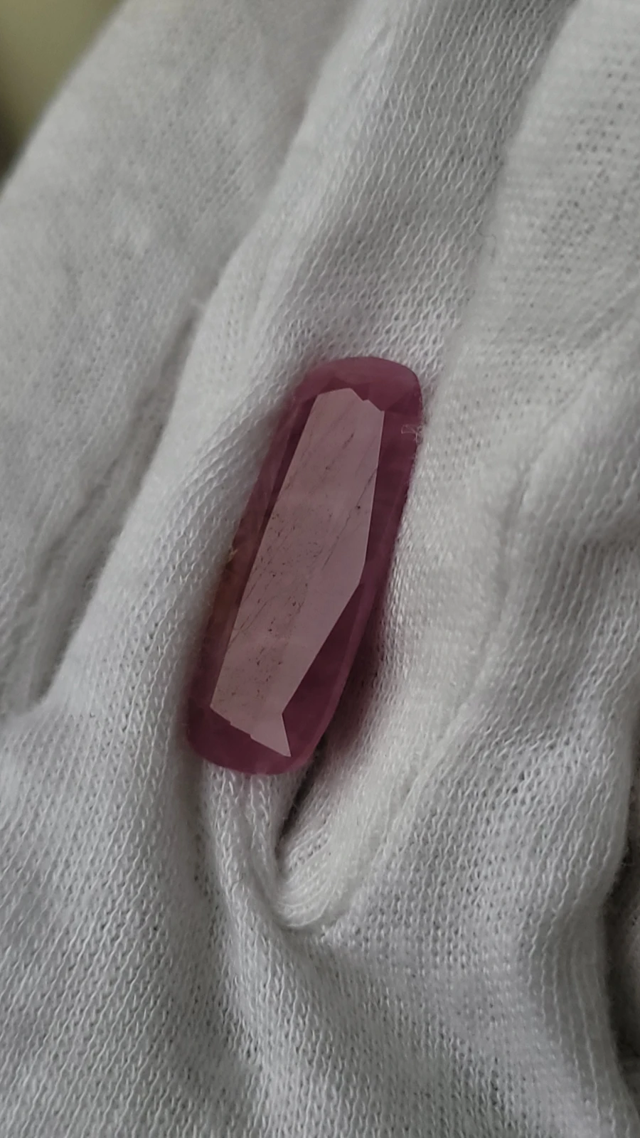 22.1 carats Ruby Cushion cut From Madagascar — view 2