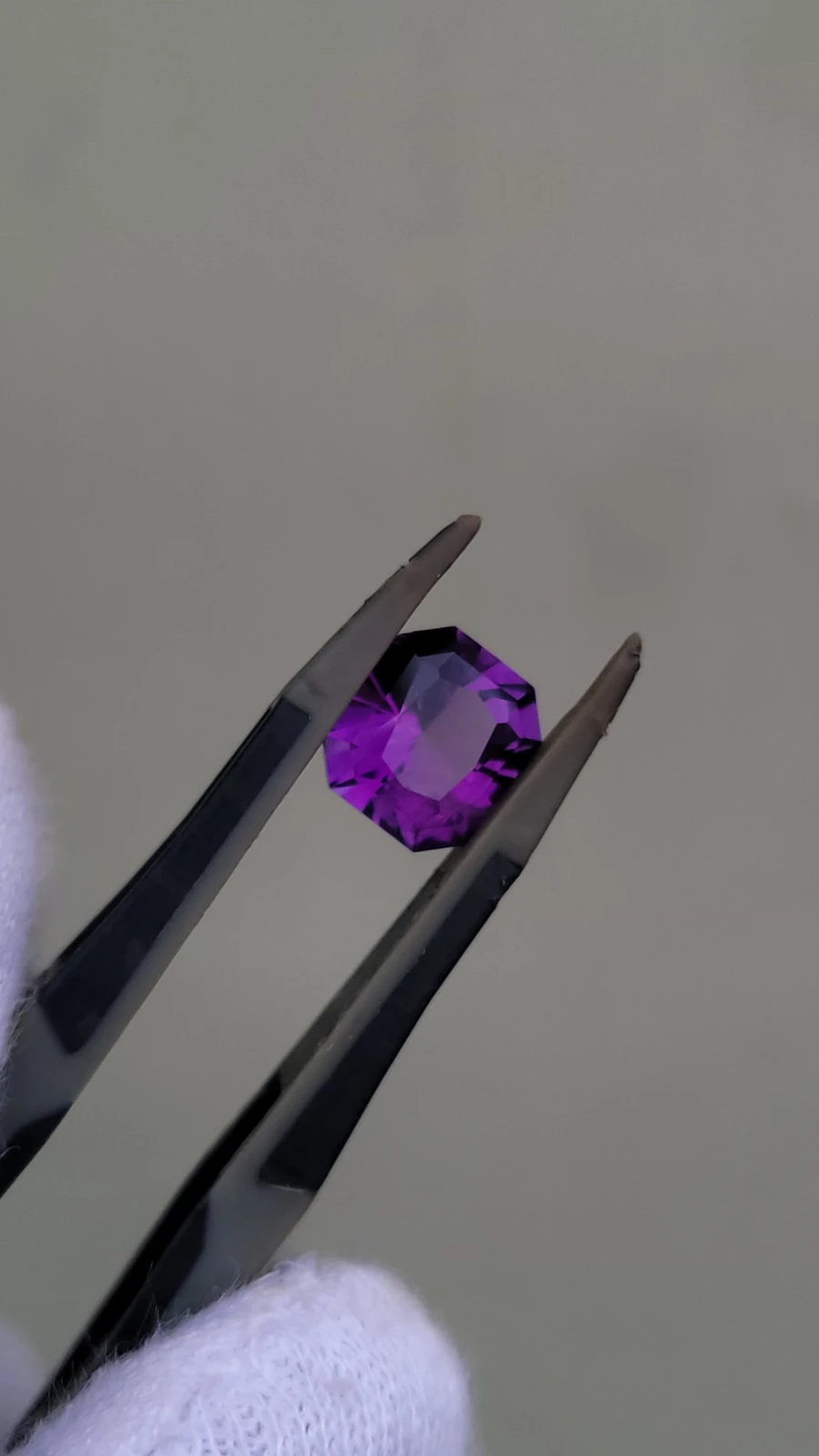 2.65 carats Amethyst Cushion cut From Brazil — view 4