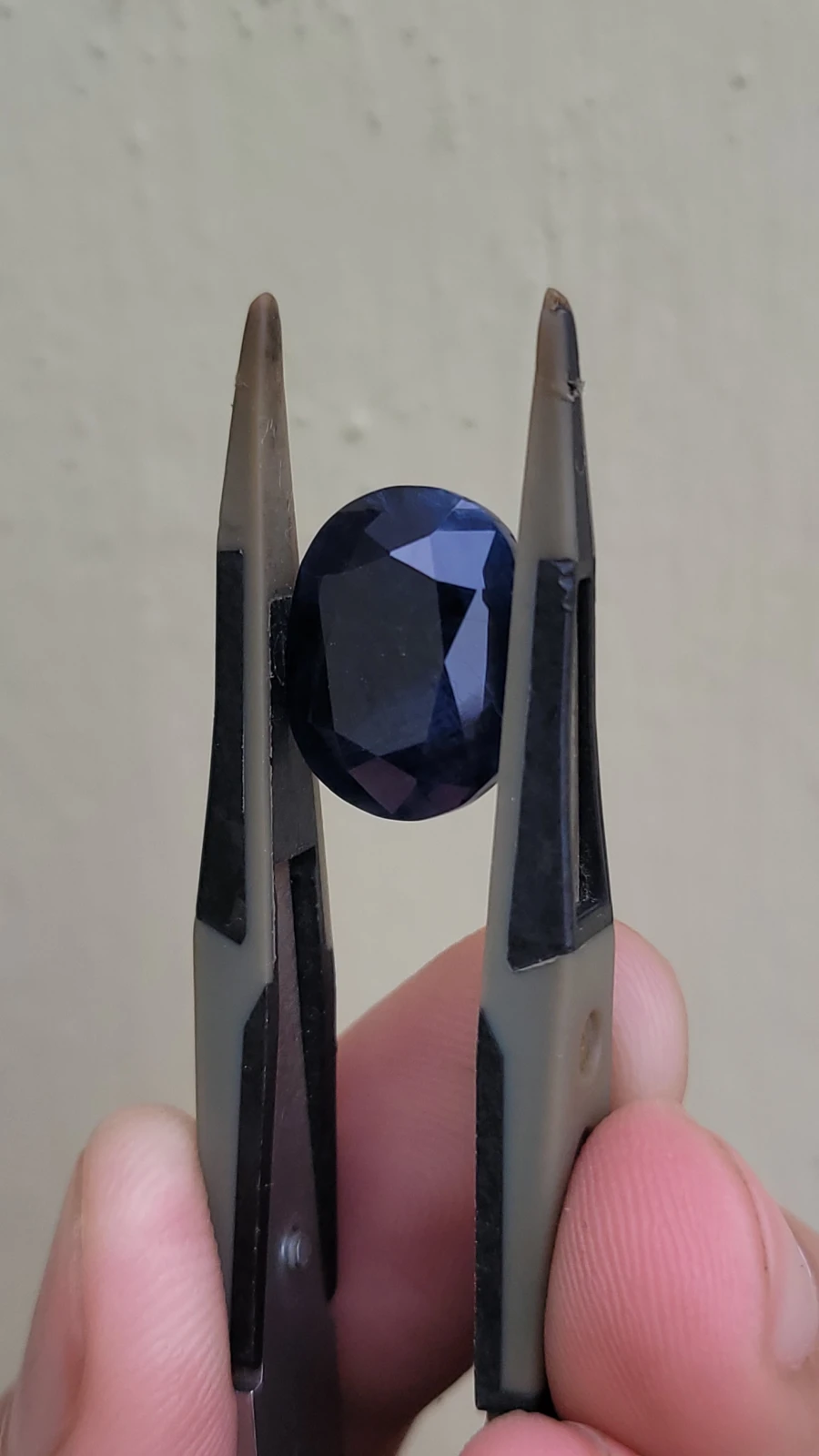 9.35 carats Blue sapphire Oval cut From Afghanistan — view 3