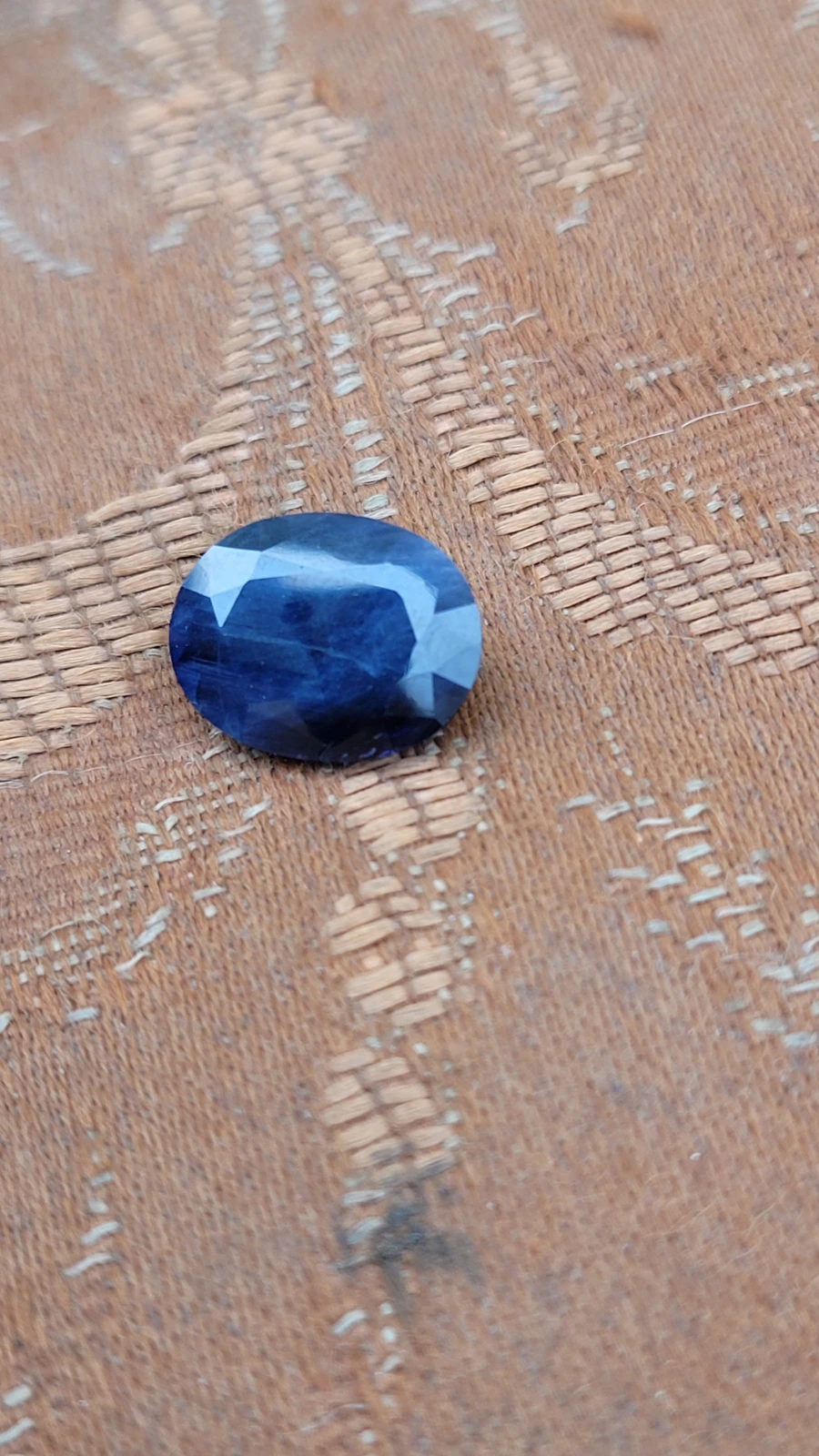 7.25 carats Blue sapphire Oval cut From Afghanistan — view 1