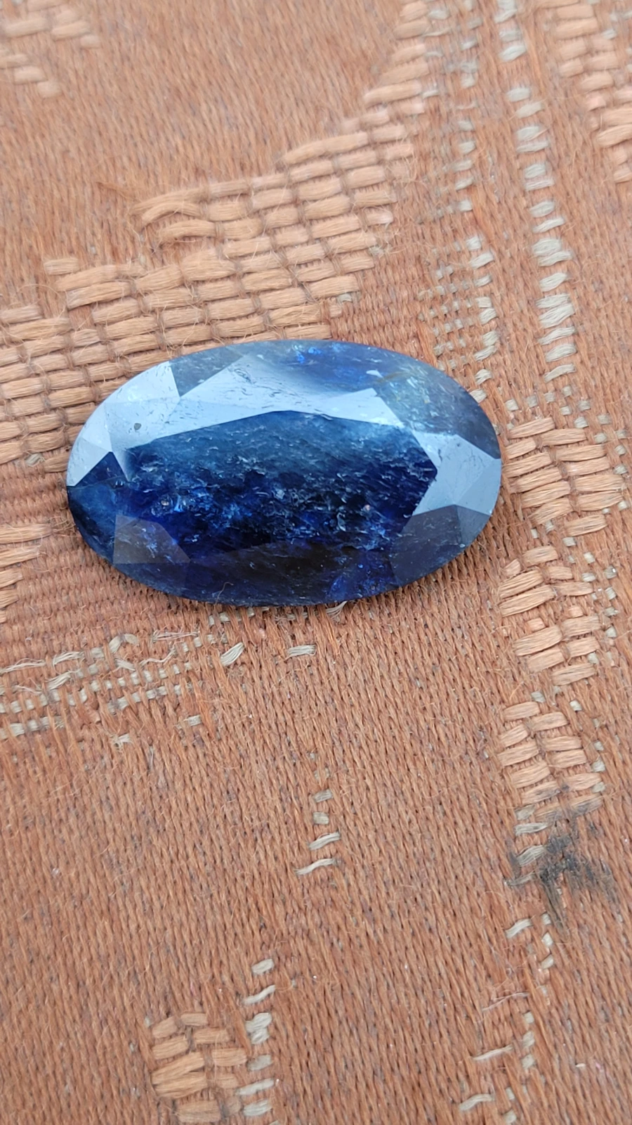 16.6 carats Blue sapphire Oval cut From Afghanistan — view 3