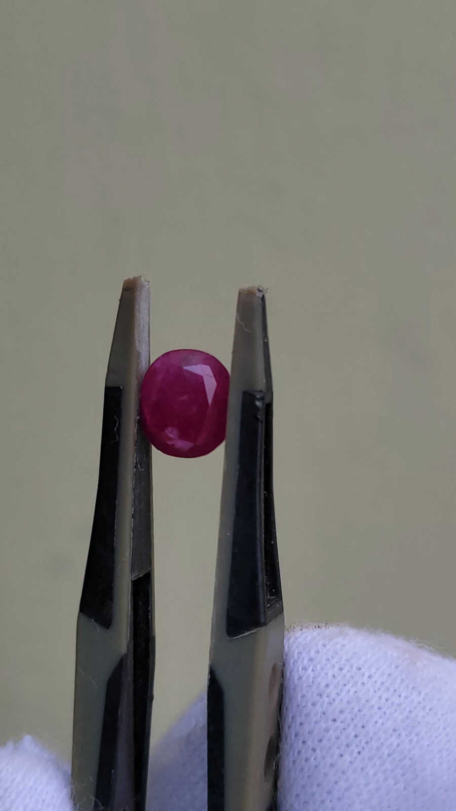 2.75ct Ruby Oval cut Gemstone — view 5
