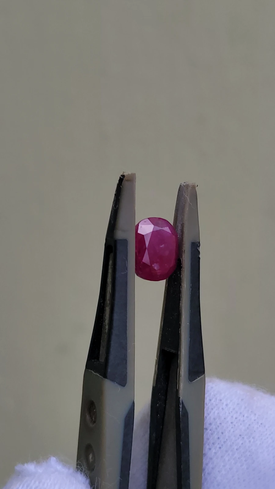 2.75ct Ruby Oval cut Gemstone — view 6