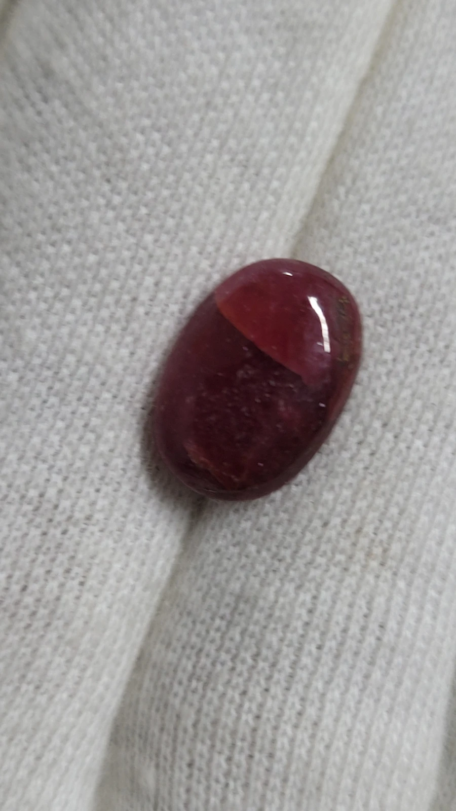 7.95 Ct Natural Ruby Oval Cut From Madagascar — view 3