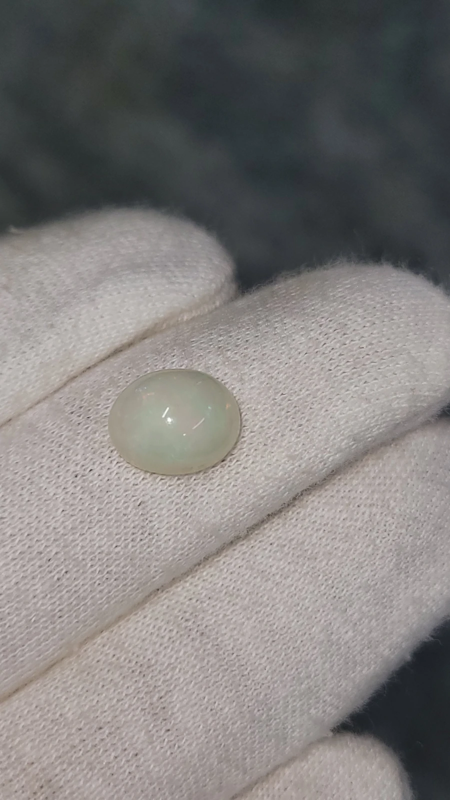 2.8ct White Opal cabochon From Ethiopia — view 8