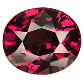 Malaya Garnet  2.6 carats in Classic Oval Cut from Madgascar